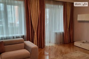 Продается дом на 4 этажа 250 кв. м с мебелью