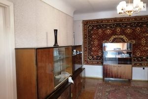 Продається 3-кімнатна квартира 54 кв. м у Рівному