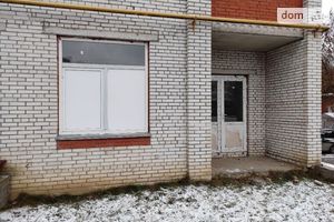 Продається офіс 61.6 кв. м в нежитловому приміщені в житловому будинку
