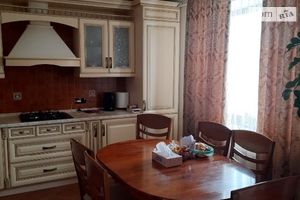 Продается 3-комнатная квартира 90 кв. м в Виннице