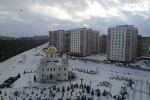 Продается 2-комнатная квартира 67 кв. м в Тернополе