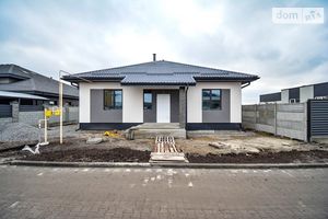 Продається одноповерховий будинок 101 кв. м з каміном