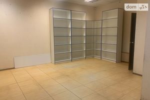 Сдается в аренду нежилое помещение в жилом доме 40 кв. м в 5-этажном здании