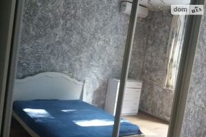Продається 2-кімнатна квартира 56 кв. м у Одесі