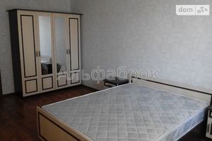 Сдается в аренду 3-комнатная квартира 95 кв. м в Киеве