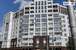 Продается 3-комнатная квартира 137.84 кв. м в Чернигове