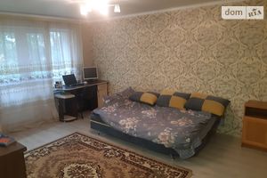 Сдается в аренду 2-комнатная квартира 47 кв. м в Ладыжине