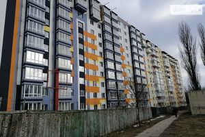 Продається 2-кімнатна квартира 65 кв. м у Рівному