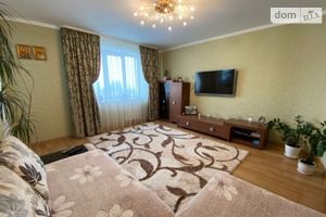 Продається 2-кімнатна квартира 54.3 кв. м у Рівному