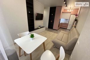 Продается 1-комнатная квартира 41.5 кв. м в Киеве