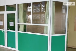 Сдается в аренду офис 32.8 кв. м в административном здании