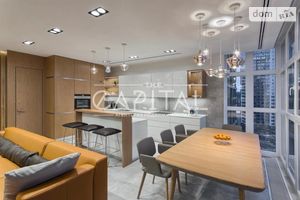 Продається 3-кімнатна квартира 159 кв. м у Києві
