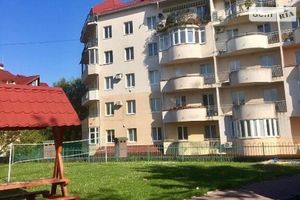 Продається 3-кімнатна квартира 108 кв. м у Львові