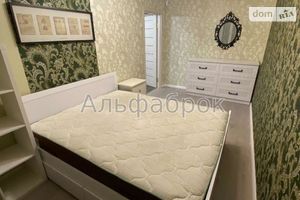 Продается 2-комнатная квартира 40 кв. м в Киеве