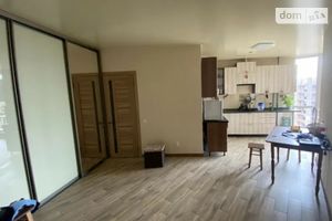 Продається 1-кімнатна квартира 54 кв. м у Хмельницькому
