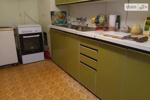 Продается 3-комнатная квартира 66 кв. м в Днепре