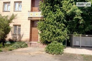 Продается дом на 2 этажа 90 кв. м с участком