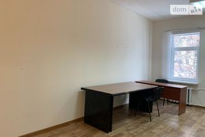 Здається в оренду офіс 21 кв. м в адміністративній будівлі