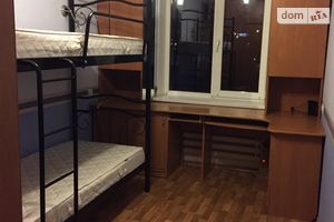 Продается 2-комнатная квартира 45 кв. м в Мариуполе