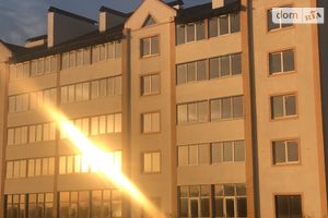 Продается 2-комнатная квартира 62 кв. м в Тернополе
