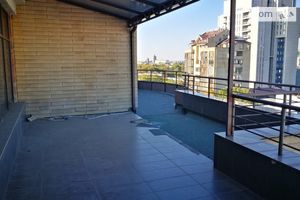 Продається 3-кімнатна квартира 158 кв. м у Дніпрі