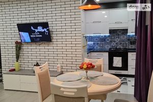 Здається в оренду 3-кімнатна квартира у Херсоні