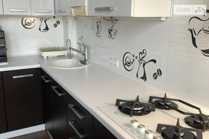 Продається 2-кімнатна квартира 80 кв. м у Дніпрі
