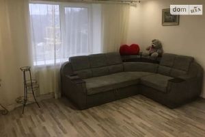 Продается 2-комнатная квартира 72 кв. м в Тернополе