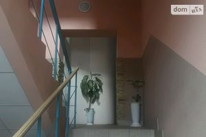 Здається в оренду офіс 29 кв. м в бізнес-центрі
