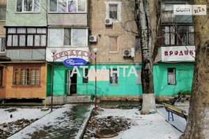 Продається приміщення вільного призначення 59 кв. м в 5-поверховій будівлі