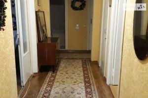 Продается 5-комнатная квартира 94 кв. м в Тернополе