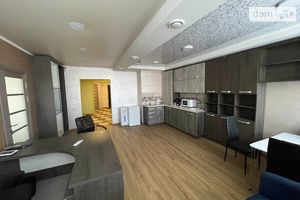 Продается 3-комнатная квартира 84.8 кв. м в Житомире