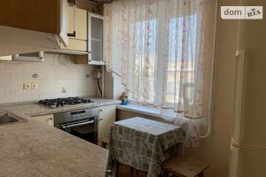 Продается 3-комнатная квартира 63 кв. м в Киеве