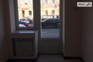 Здається в оренду офіс 47 кв. м в нежитловому приміщені в житловому будинку