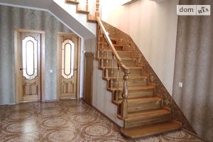 Продается дом на 2 этажа 211 кв. м с террасой