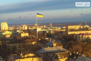 Продается 2-комнатная квартира 64 кв. м в Днепре