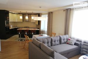 Продается 2-комнатная квартира 110 кв. м в Тернополе