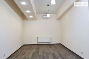 Здається в оренду офіс 26 кв. м в бізнес-центрі