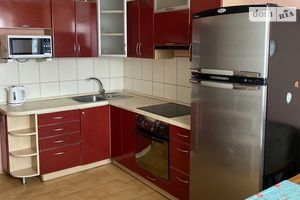 Сдается в аренду 3-комнатная квартира 88 кв. м в Киеве