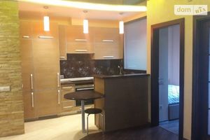 Сдается в аренду 2-комнатная квартира 45 кв. м в Львове