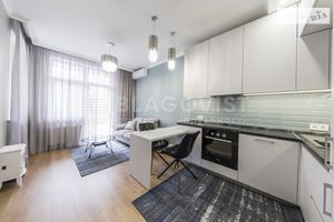 Продается 2-комнатная квартира 65 кв. м в Киеве