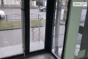 Здається в оренду торгово-розважальний комплекс 60 кв. м в 5-поверховій будівлі