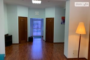 Здається в оренду кімната 100 кв. м у Києві