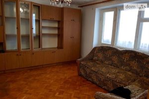 Продается 3-комнатная квартира 64 кв. м в Млынове