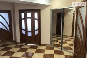 Здається в оренду 2-кімнатна квартира 80 кв. м у Луцьку