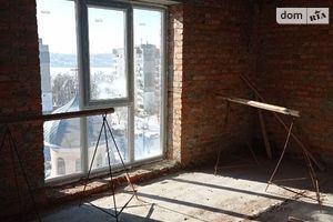 Продается 3-комнатная квартира 80 кв. м в Тернополе