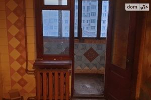 Продается 3-комнатная квартира 65.4 кв. м в Одессе