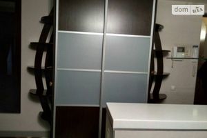 Продается 3-комнатная квартира 63 кв. м в Днепре