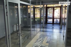 Сдается в аренду помещения свободного назначения 15 кв. м в 4-этажном здании
