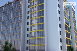 Продается 2-комнатная квартира 63.2 кв. м в Чернигове